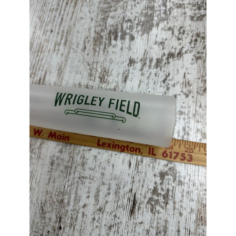 Wrigley Field Chicago Cubs 24" Plastic Baseball Beer‎ Bat Cup Souvenir   24oz - Picture 2 of 6